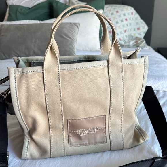 Marc Jacobs Tote - Picture 2 of 4